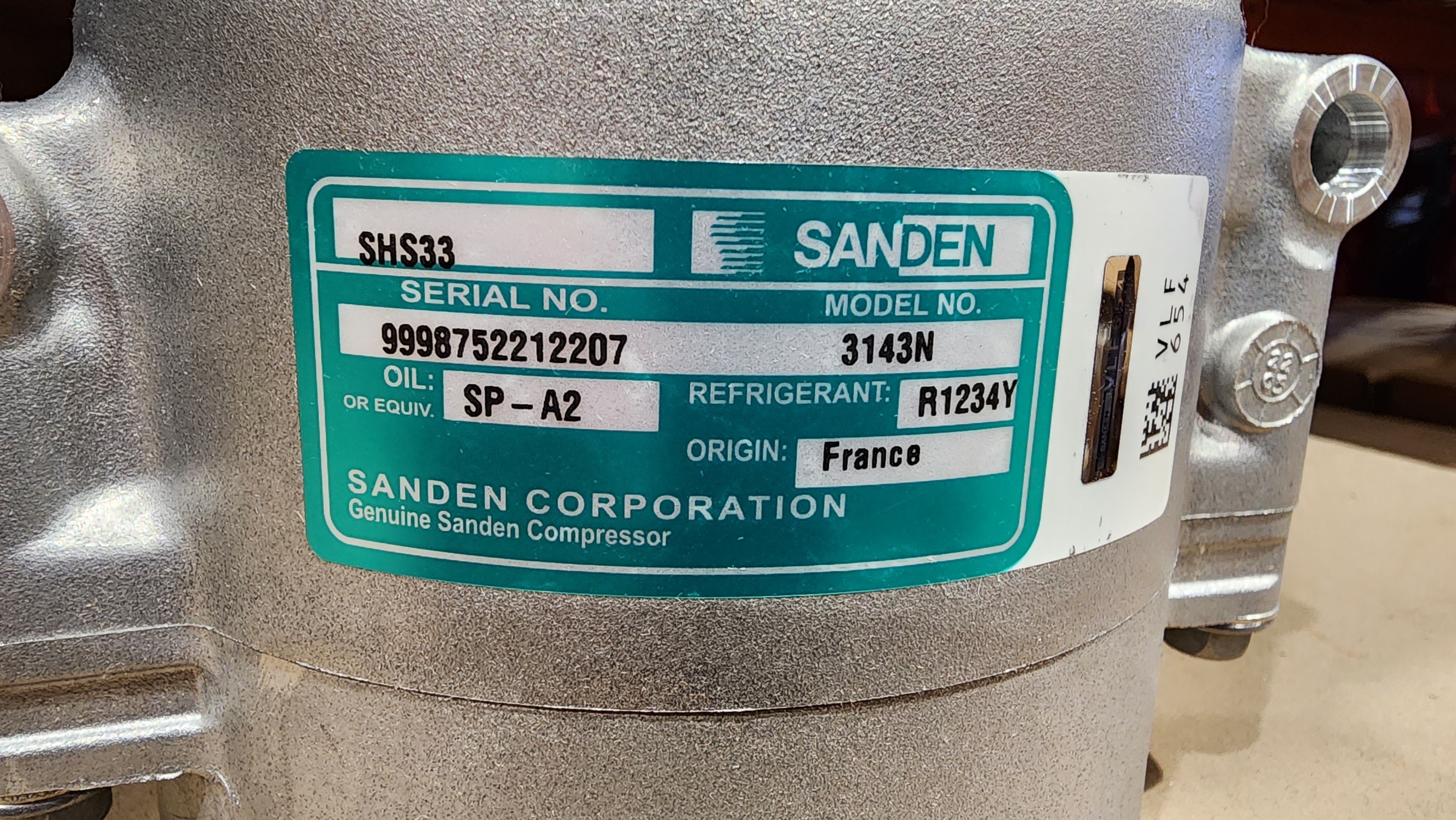 Sanden SHS33 High Voltage AC compressor kit for electrified vehicles R ...